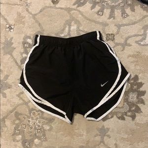 NIKE TEMPO SHORTS
